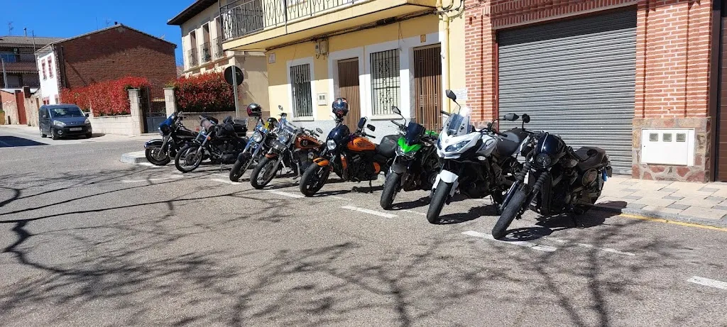 Bar La Plaza_Navalcán_slider_image_3