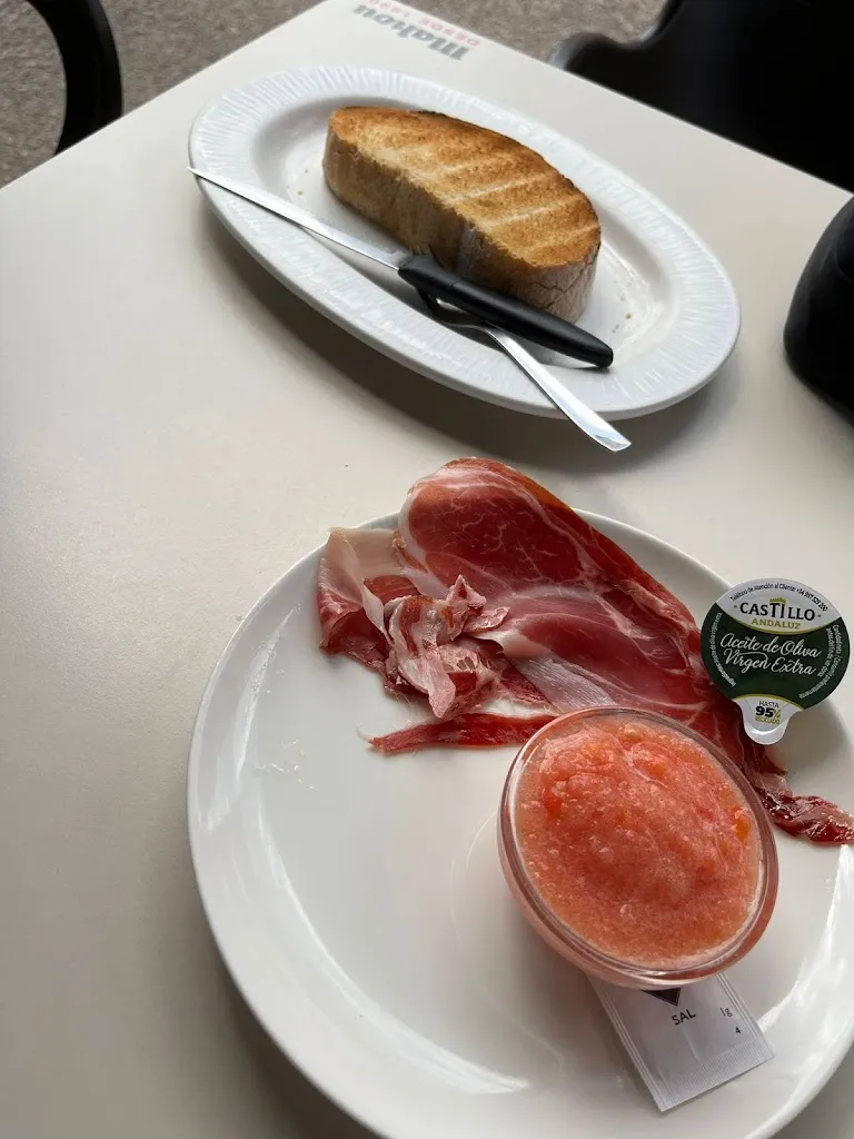 LURDES_Bar El Cazador_Navalcán_review