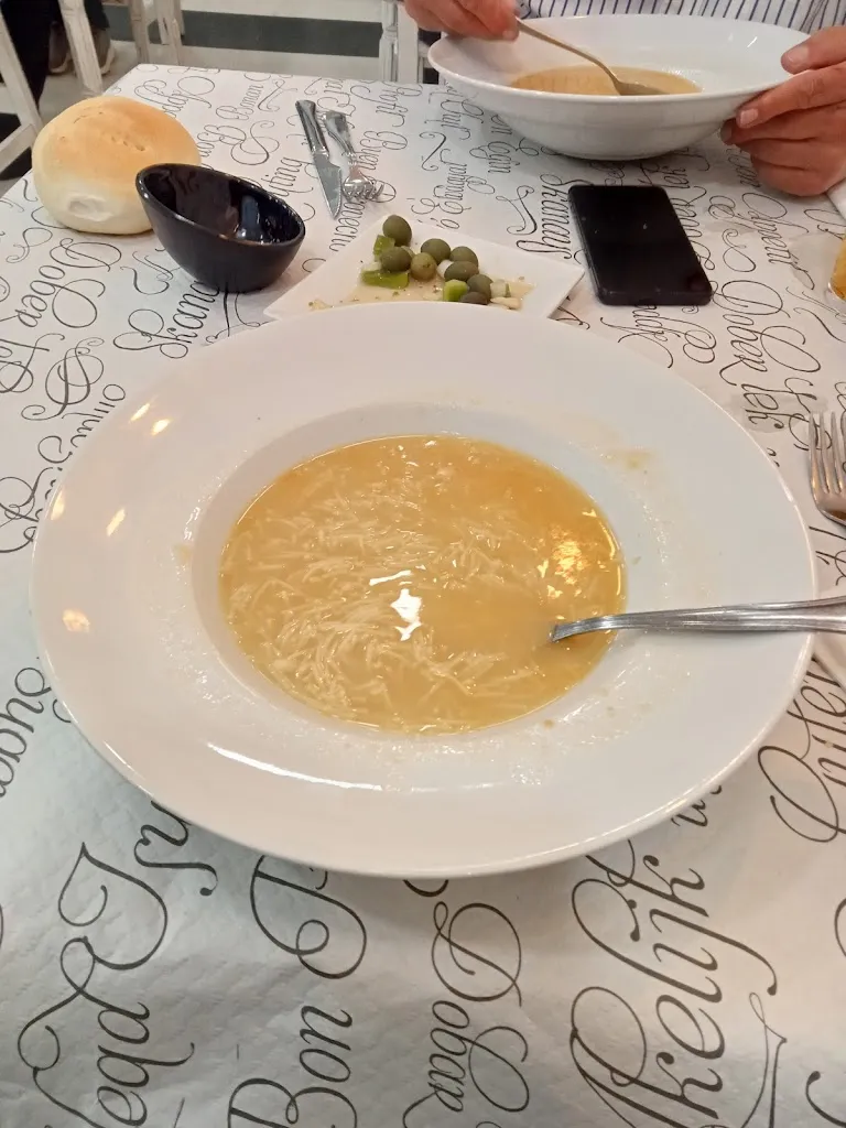 Ike Collins Mmaduka_Restaurante Hotel Alameda_Navahermosa_review