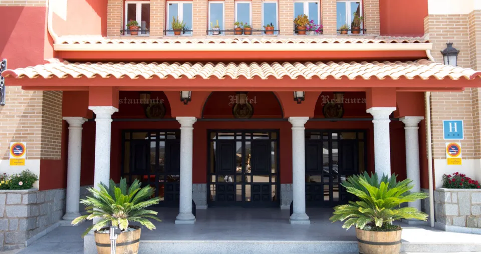 Restaurante Hotel Alameda_Navahermosa_slider_image_1