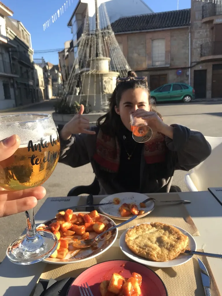 Natálie Kalousková_Bar Cibeles_Navahermosa_review