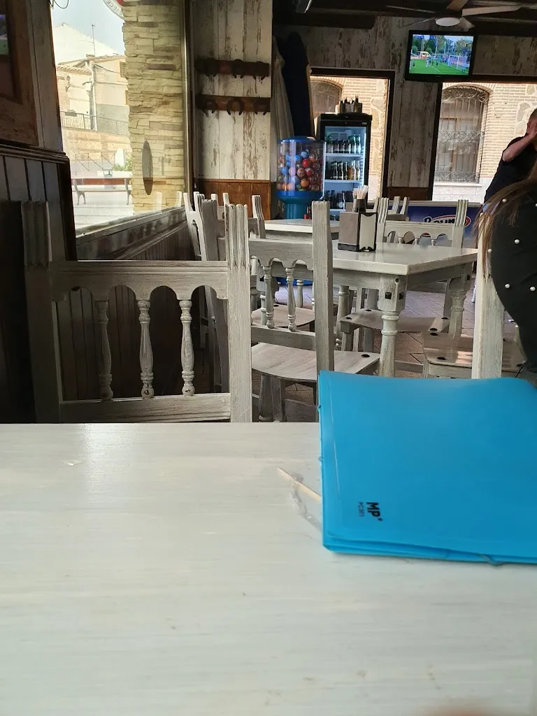 Jose Miguel Vera Camacho_Restaurante Asador Pupy_Novés_recensione