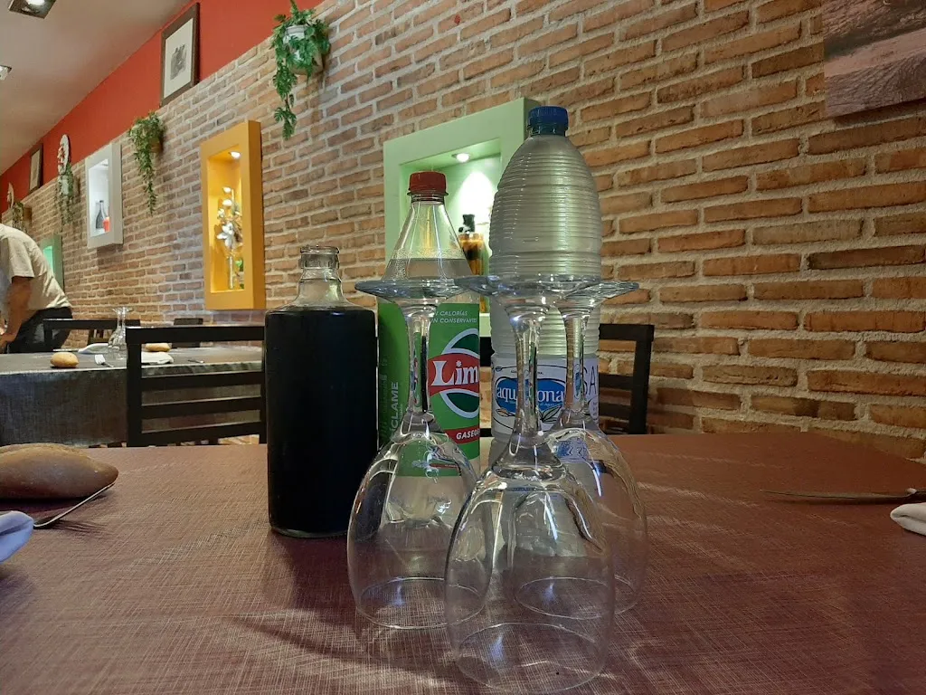 Juan Martínez Ávila_Bar Restaurante Los Podencos_Novés_review