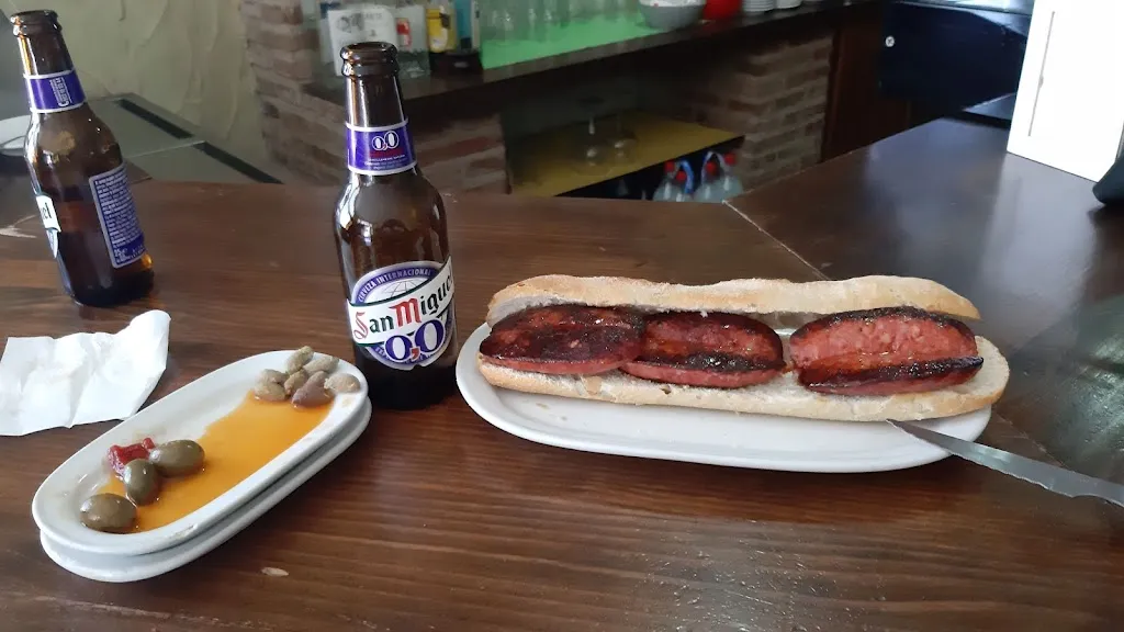 Manolo Mendaro_Bar El Porche_Novés_review