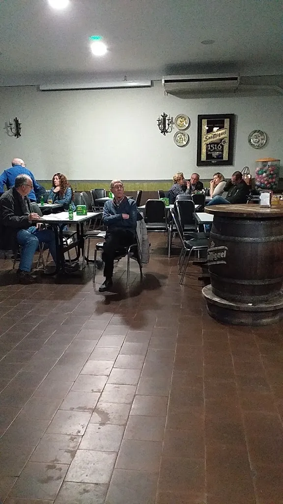 Juan Francisco Bolanos Perez_Bar Venecia_Navamorcuende_review