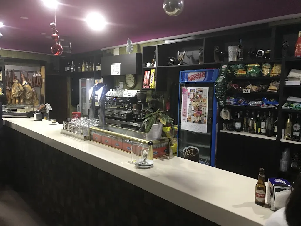 Bar Venecia_Navamorcuende_slider_image_1