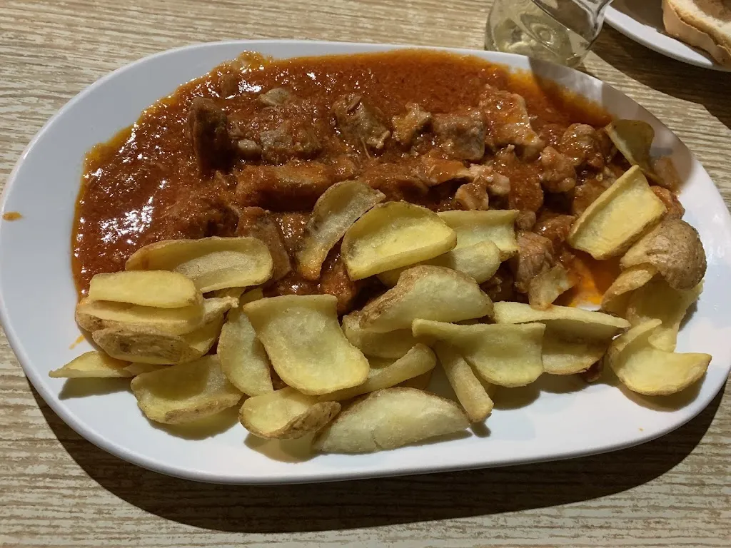 Los Faroles restaurant in Navalmorales Los