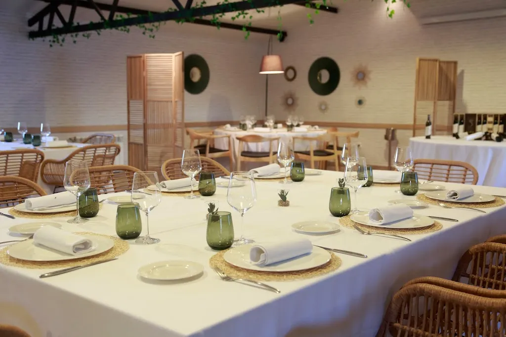 Restaurante Finca La Pontezuela restaurant in Navalmorales Los