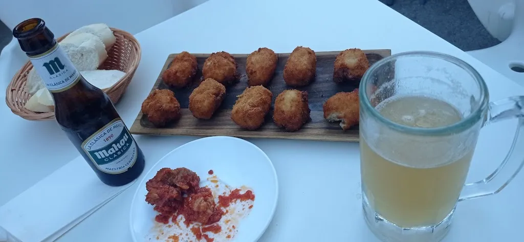 Félix Gómez_Mesón Pelón III_Navalmorales Los_review