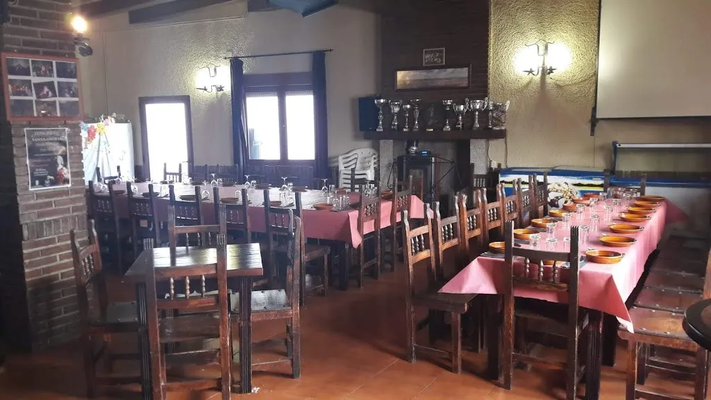 Mesón Pelón III restaurant in Navalmorales Los