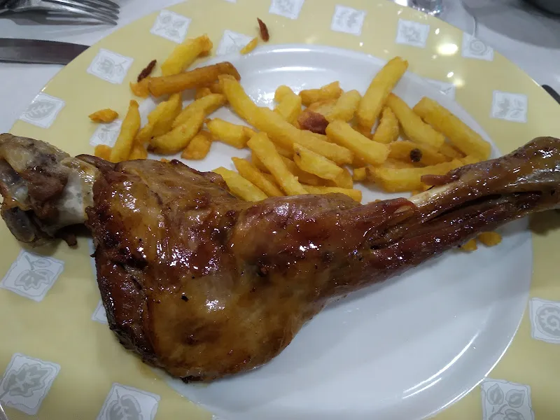 Restaurante "Las Ruedas" restaurant in Navalmorales Los