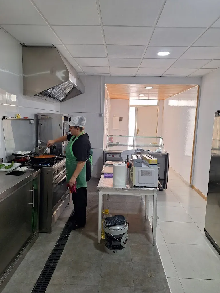 Tres hermanos - Asador de pollos_Noblejas_slider_image_2