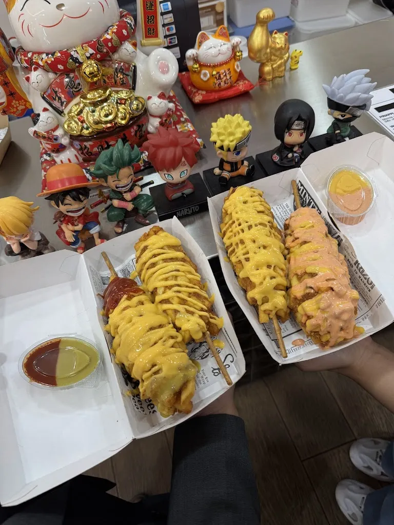 John Palacio _Distreato Perritos House - Street Food Kitchen_Pantoja_review