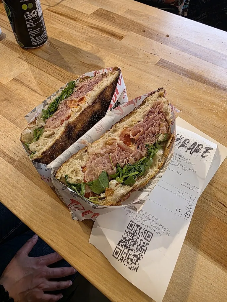 Mario Ovalle _DIVORARE l Focaccia Madrid_Pantoja_review