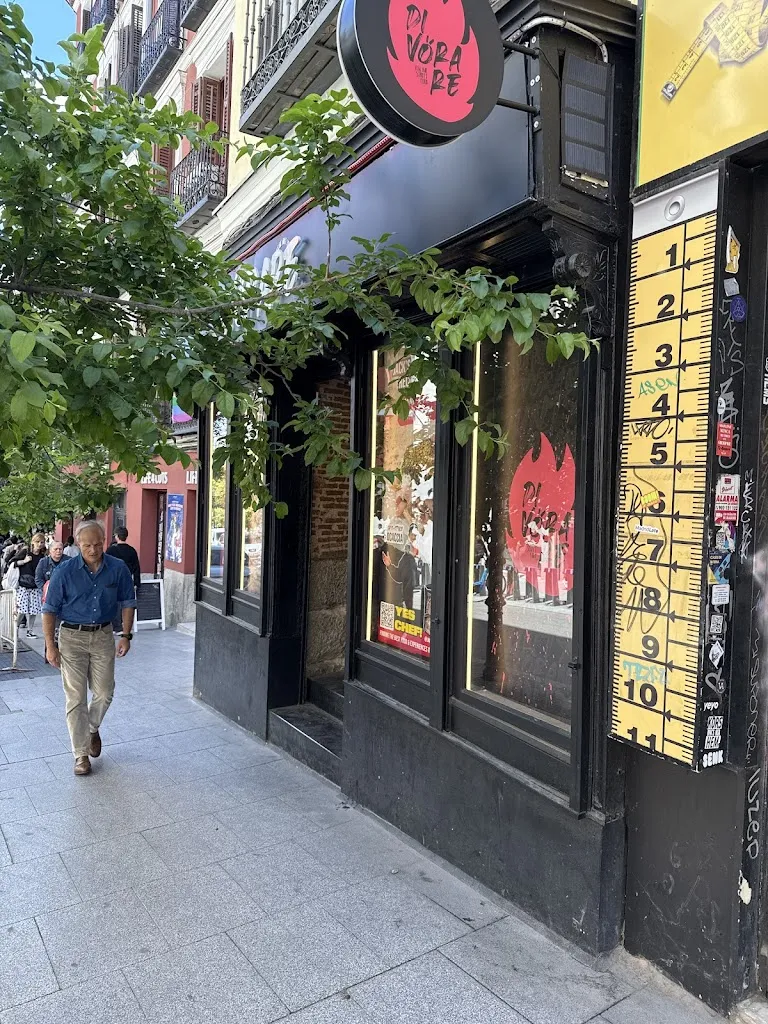 DIVORARE l Focaccia Madrid restaurant in Pantoja