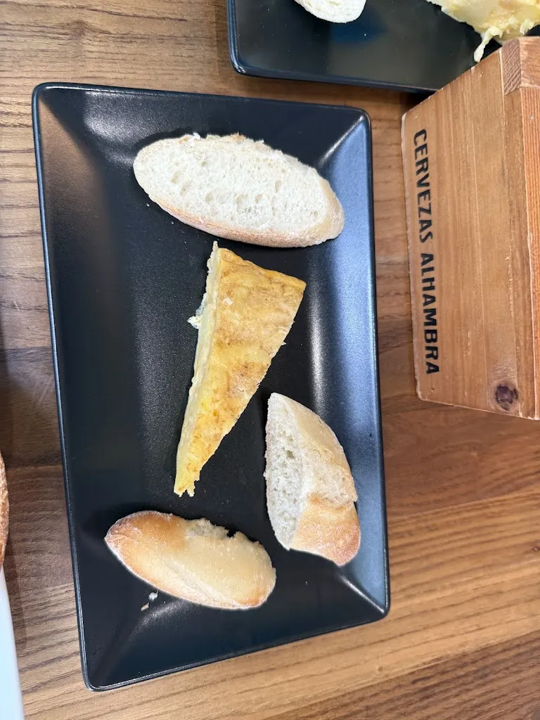 Aleksandar_La Barra del Toast_Otero_review