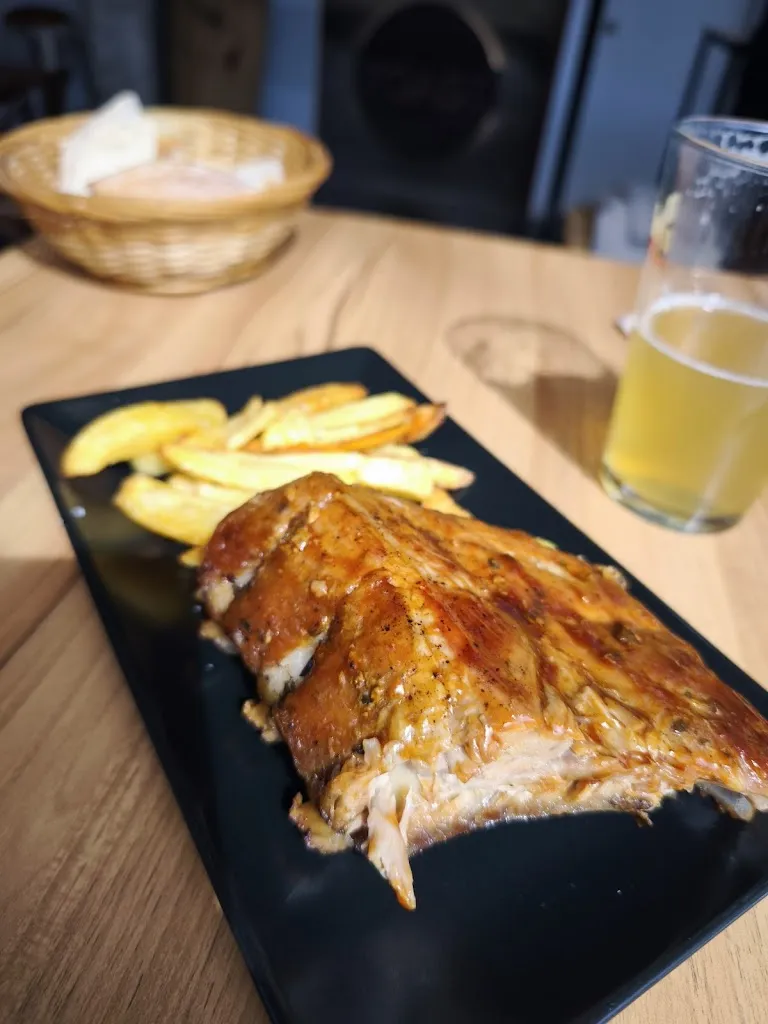 Juliejean Luceña_La Barra del Toast_Otero_review