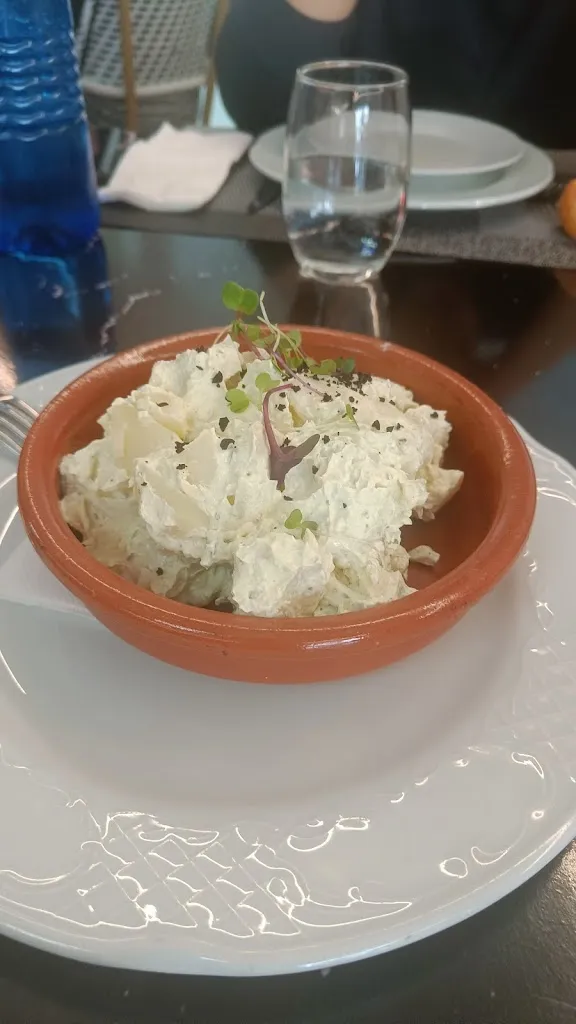 Nacho García - Bravo_El Kaito Asador/Bar_Olías del Rey_review