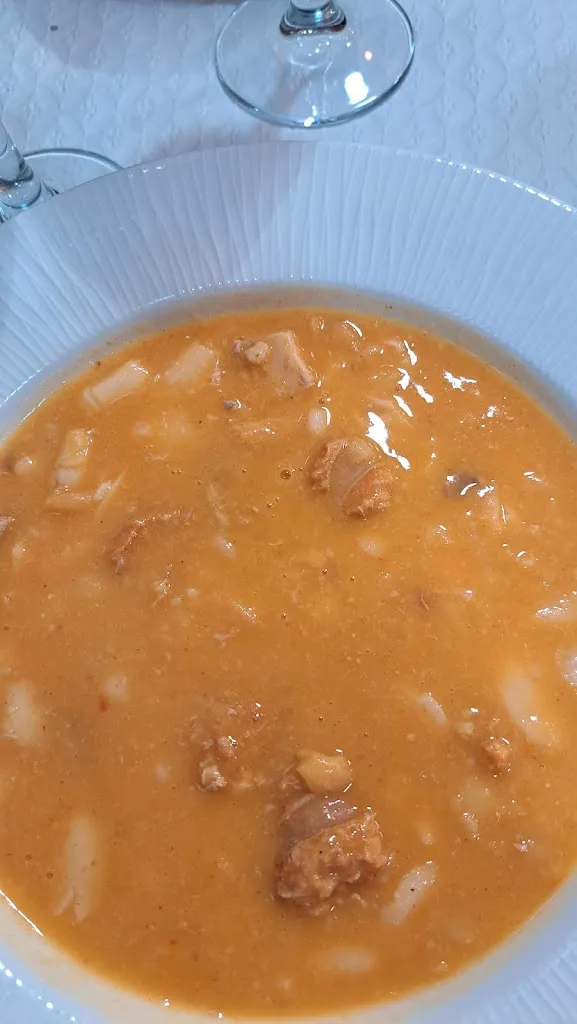 JOSE MARIA ROMERO DE AVILA_DONDE PERACHI_Olías del Rey_review