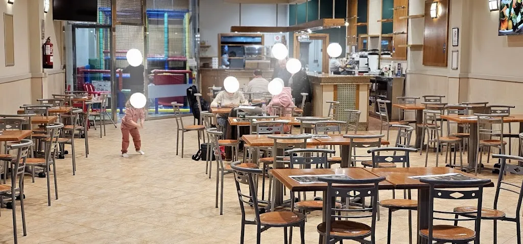 Gonzalo Fontirroig Silva_Good taste Restaurante y cafetería_Olías del Rey_review