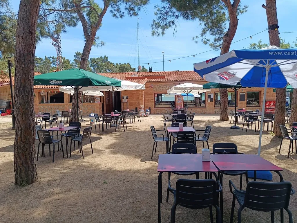 Restaurante Los Pinos restaurant in Olías del Rey