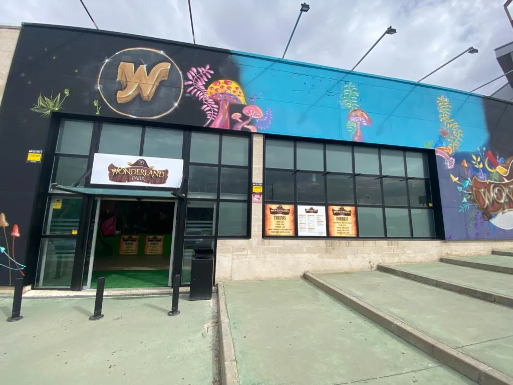 Wonderland Park restaurant in Olías del Rey