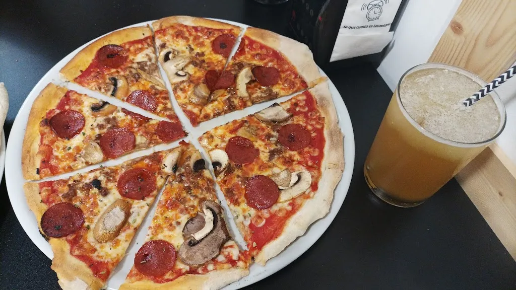 Menu_Pizza Eva Olías del Rey_Olías del Rey_immagine_5