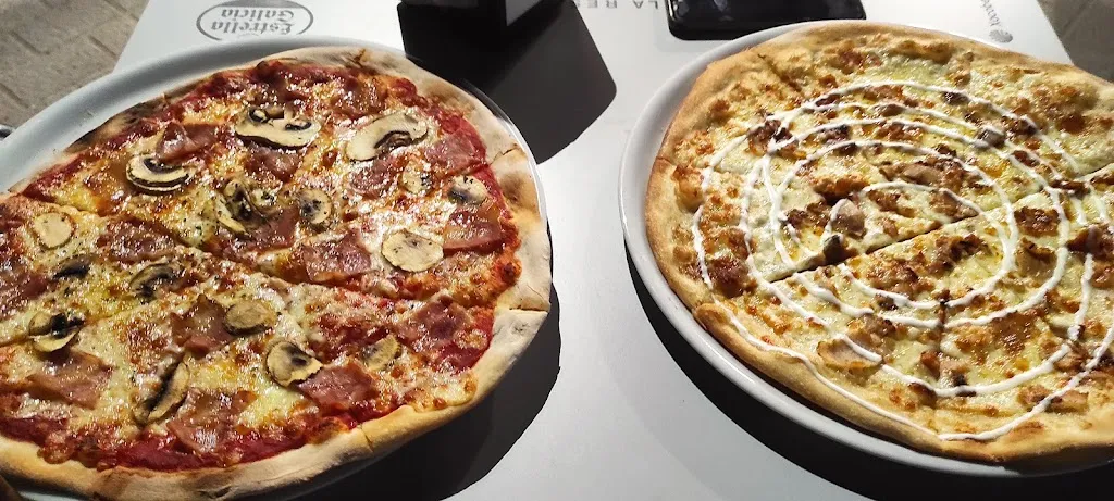 Menu_Pizza Eva Olías del Rey_Olías del Rey_immagine_9