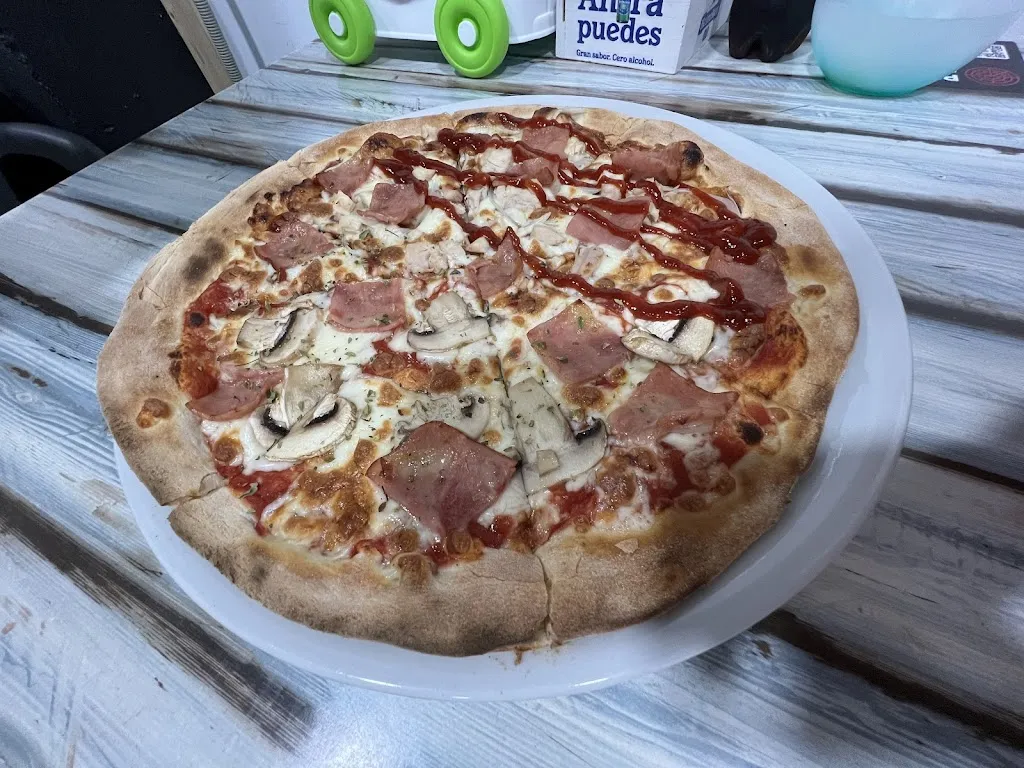 Oliver Calvo García_Pizza Eva Olías del Rey_Olías del Rey_recensione