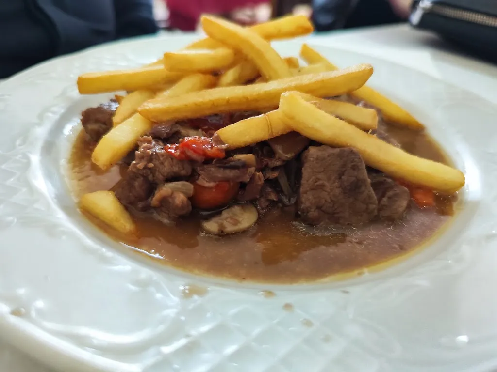 EL RINCÓN A-42 restaurant in Olías del Rey