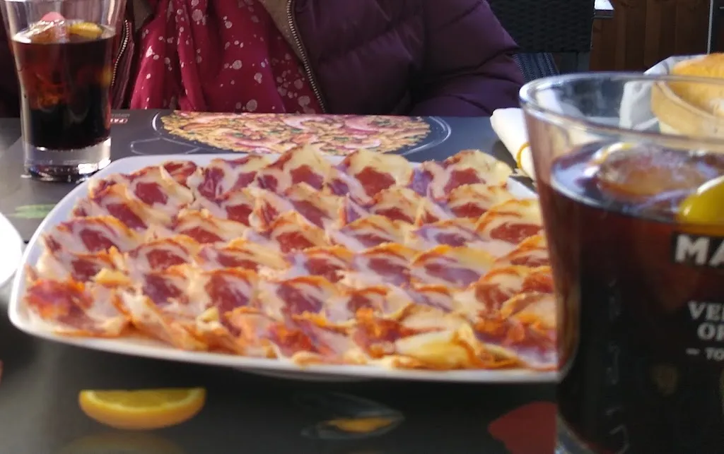 Menu_Bar la Plaza_Paredes de Escalona_immagine_7