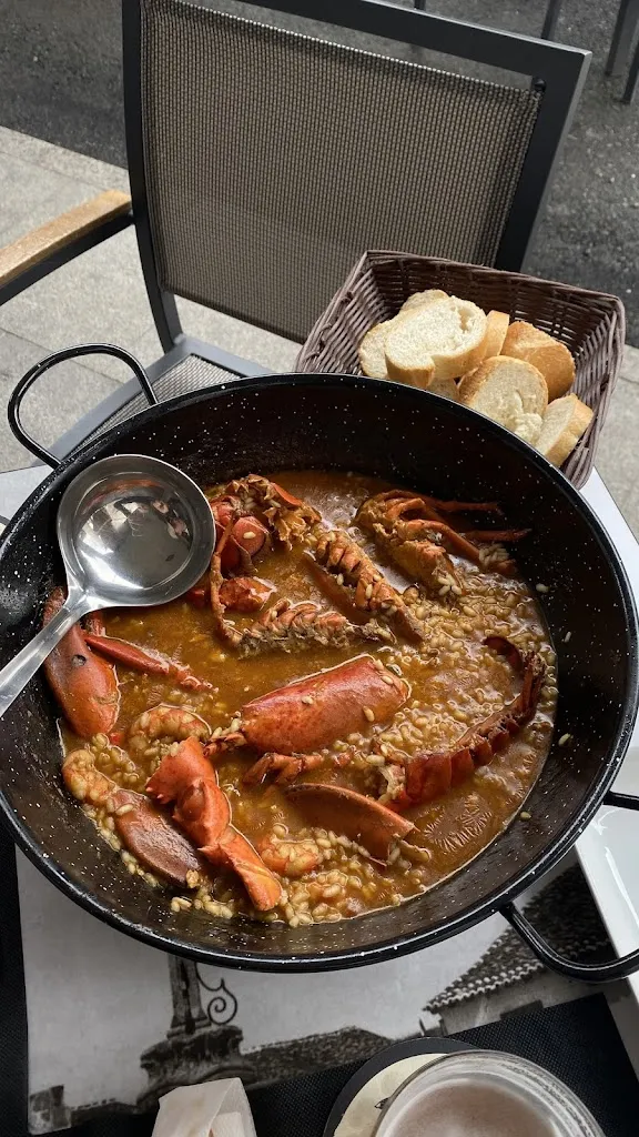 An Dompi_Bar la Plaza_Paredes de Escalona_recensione