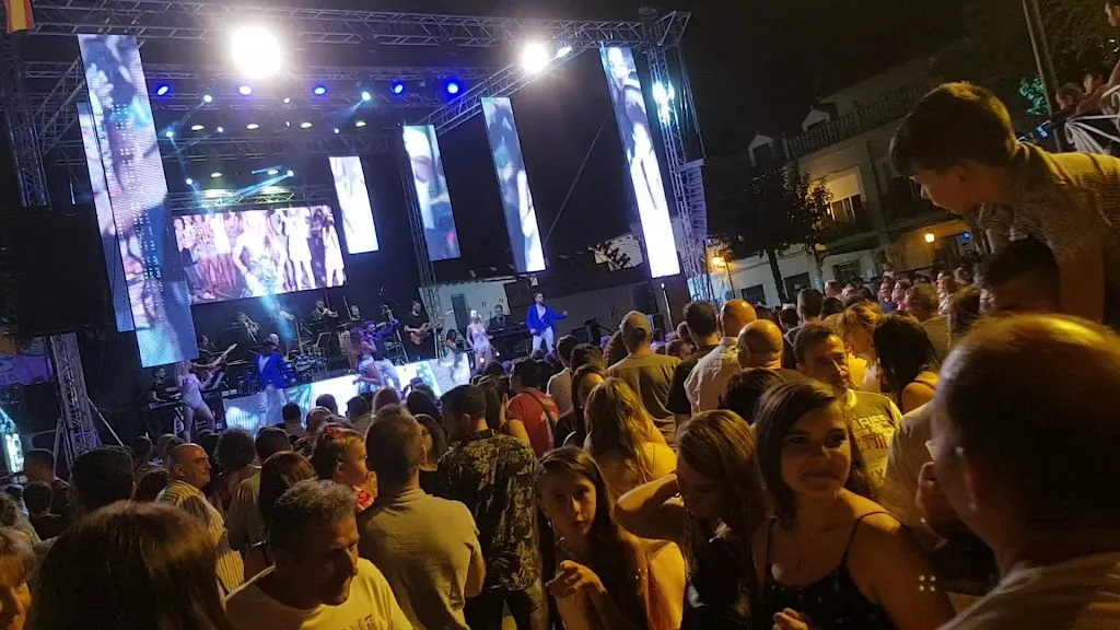 Bar la Plaza_Paredes de Escalona_slider_image_2