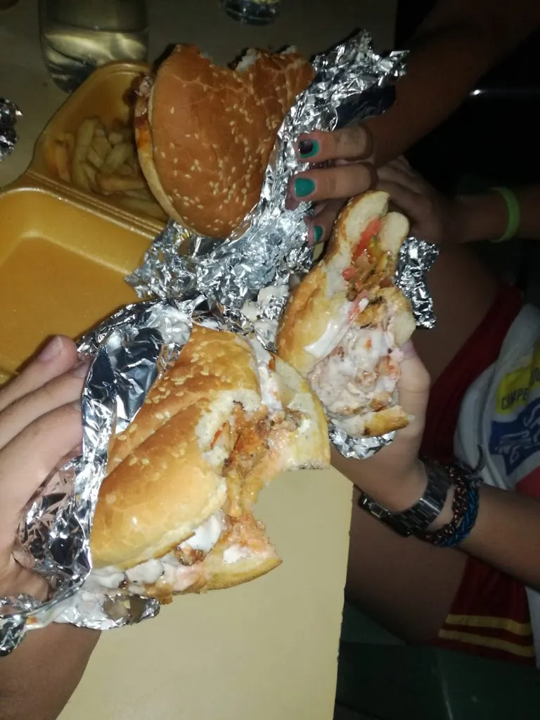 Menu_Titos Pizza_Paredes de Escalona_image_5