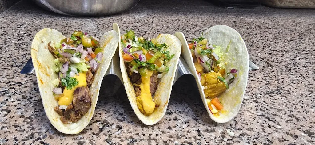 Fuego y Sazón Madrid restaurant in Pepino