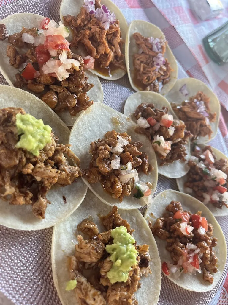 La Casona del Mariachi_Portillo de Toledo_slider_image_3