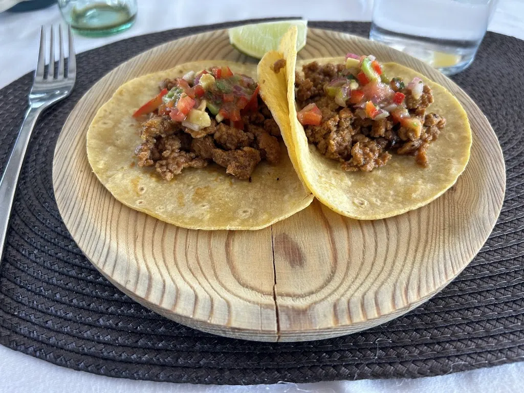 Dhom Restaurante_Puebla de Montalbán La_slider_image_2