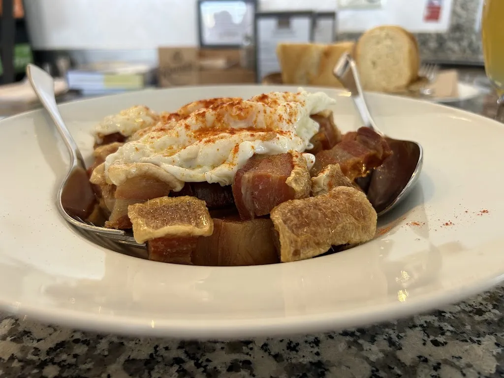 Dhom Restaurante_Puebla de Montalbán La_slider_image_3