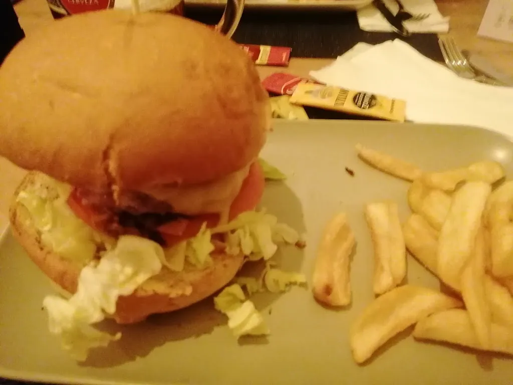 Alfredo Dorado_Cervecería El Medievo_Oropesa_review