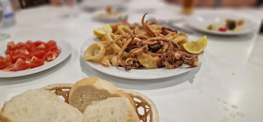 Salón de bodas y eventos La Monteria restaurant in Puebla de Almoradiel La