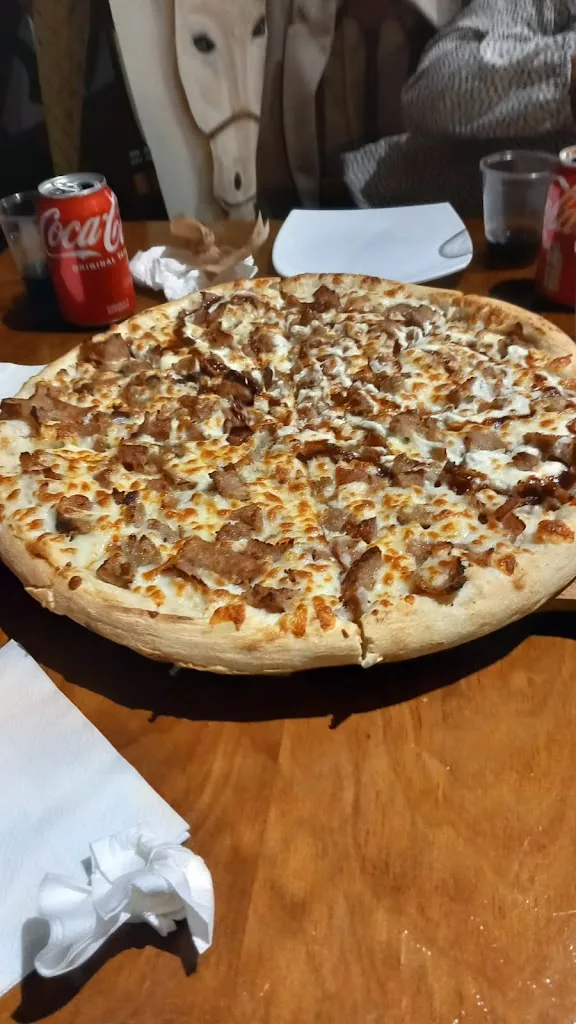 Rosi Ramos_Pizzeria y Kebab: La Puebla del Almoradiel_Puebla de Almoradiel La_recensione