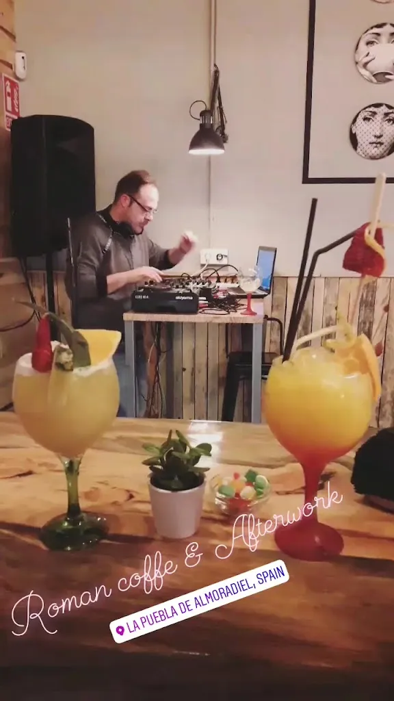 Roman Coffee & Afterwork_Puebla de Almoradiel La_slider_image_2