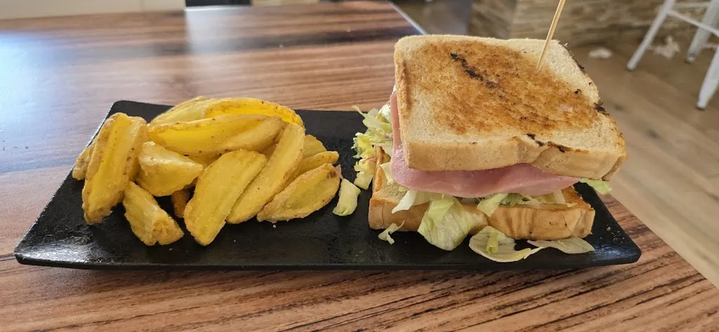 Cervecería rizos_Polán_slider_image_2