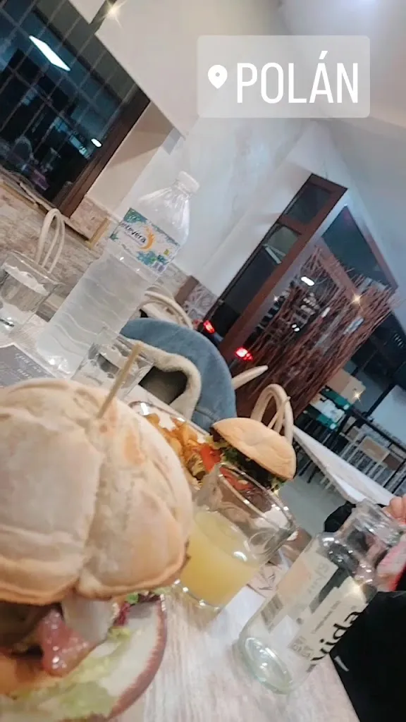 Bar Restaurante Cándido y César_Polán_slider_image_2