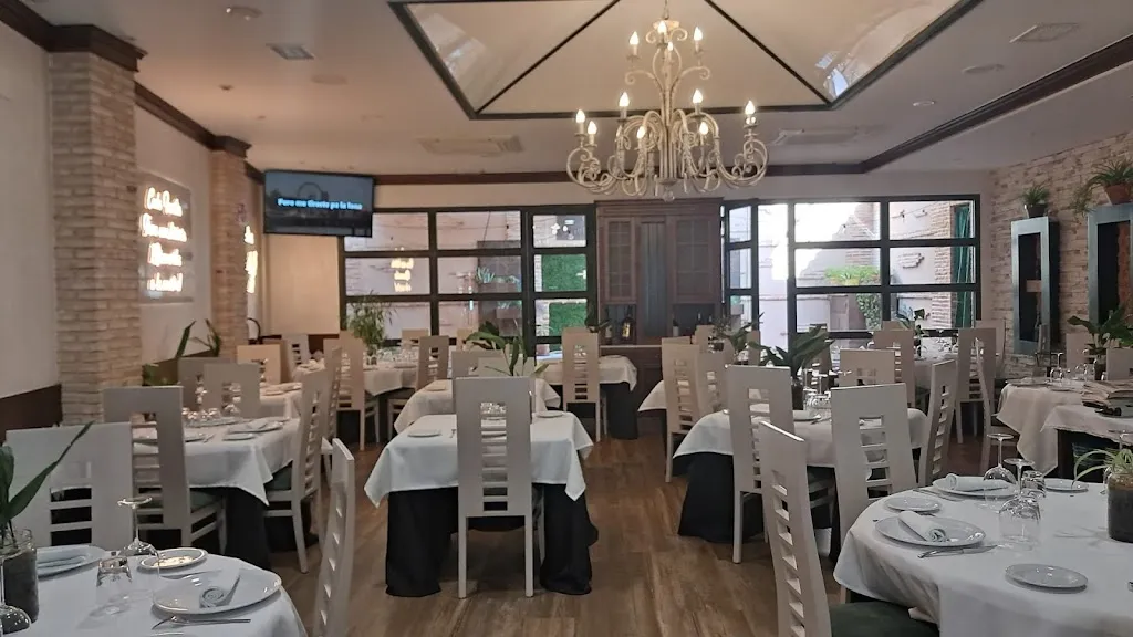 EL HOLLEJO restaurant in Pulgar