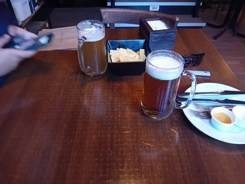 Adam Němec_El Puchero Tapas_Pulgar_review