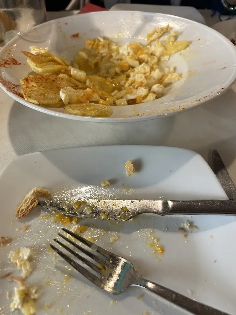 laura gonzalez diaz_Bar El Reloj_Real de San Vicente El_review