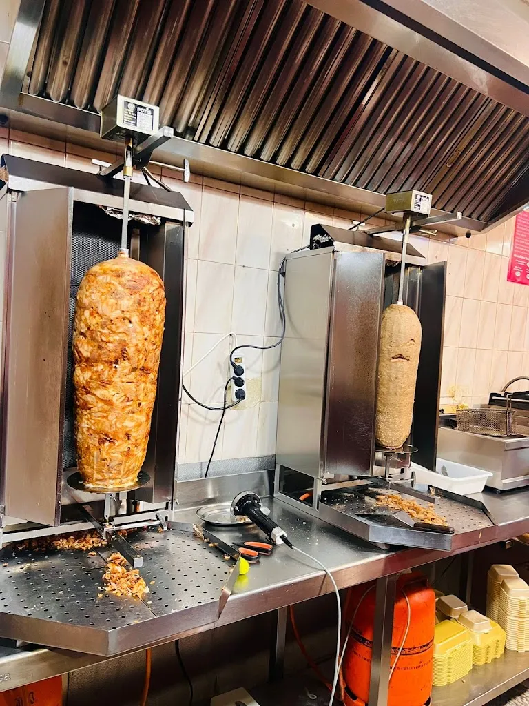 PAK RECAS DONER KEBAB_Recas_slider_image_2