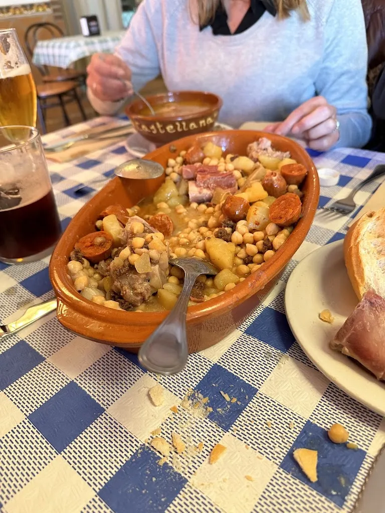 antonio pedro MARTIN MORALES_Mesón El Portón._San Martín de Montalbán_review