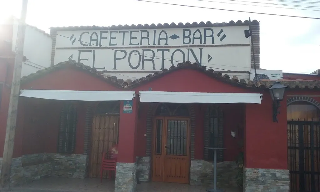Mesón El Portón. restaurant in San Martín de Montalbán